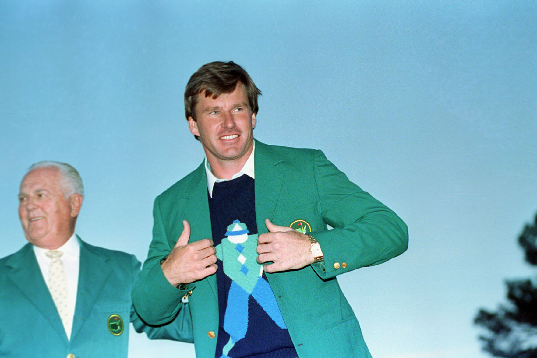 1990: Nick Faldo becomes the second player to win consecutive Masters